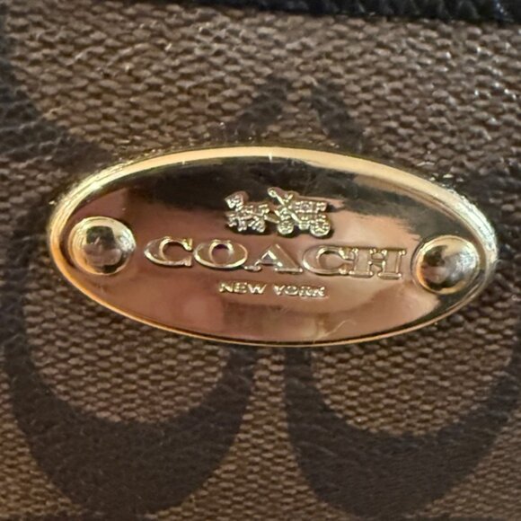 Coach Y2K Signature Monogram Rowan Crossbody Bag (F34938) EUC - Picture 8 of 15